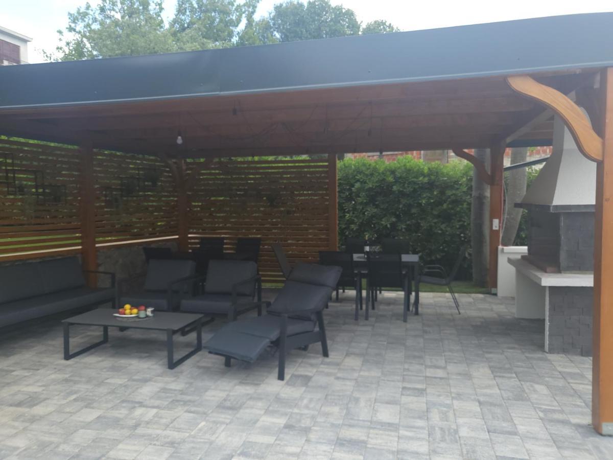 Apartmani Andiks Dramalj Bagian luar foto