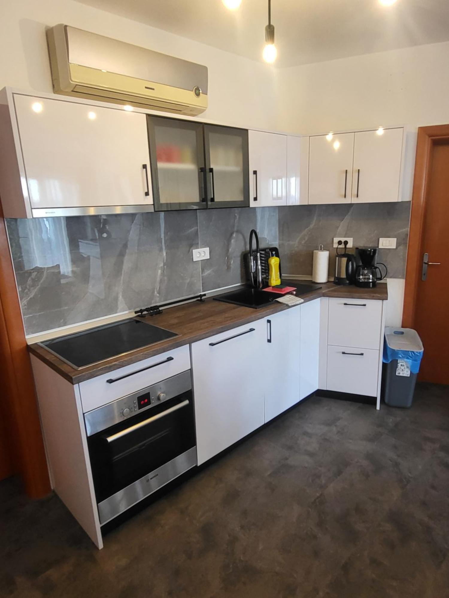 Apartmani Andiks Dramalj Bagian luar foto