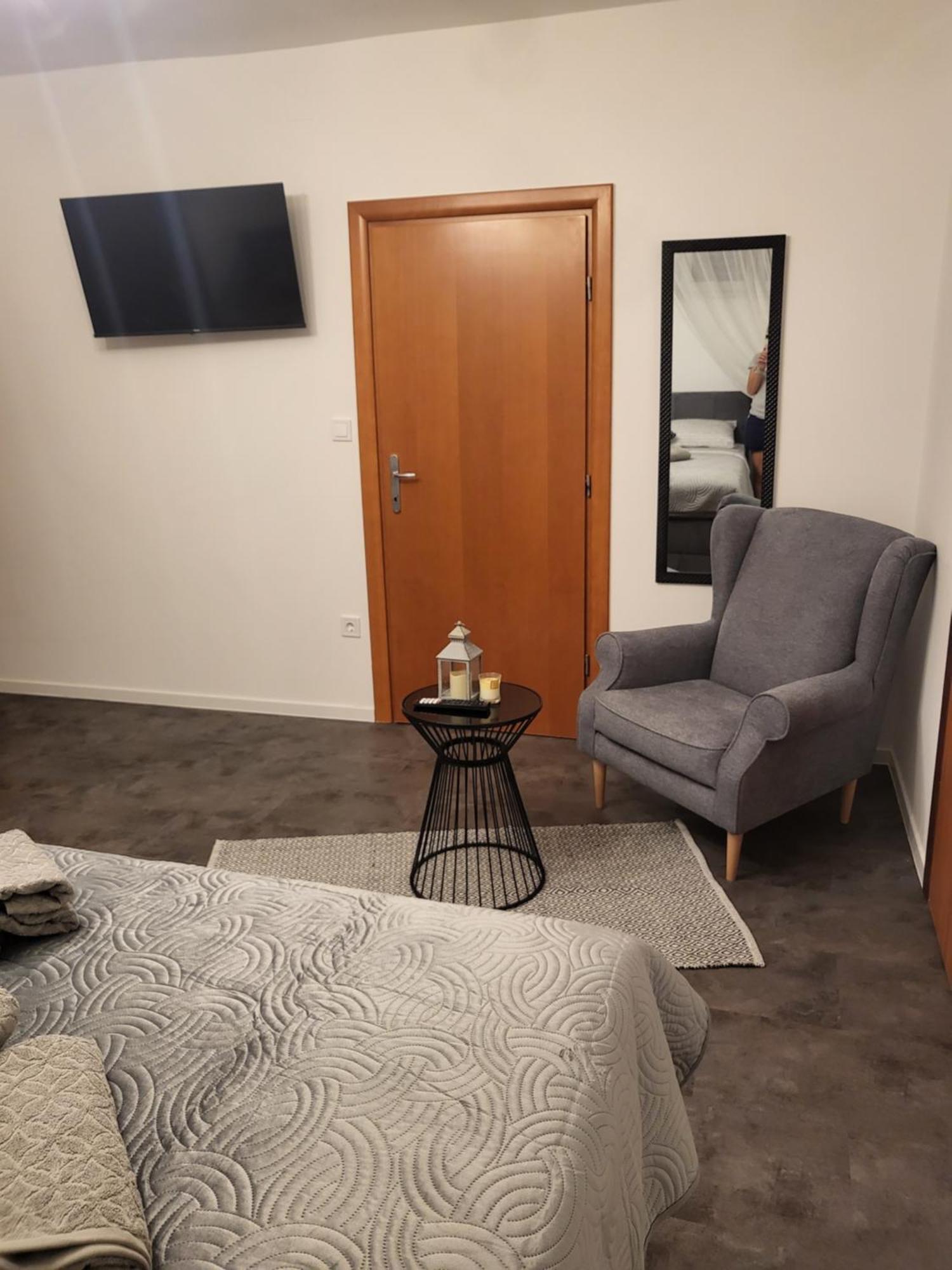 Apartmani Andiks Dramalj Bagian luar foto